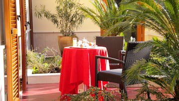 Superior-Doppelzimmer, 1 Doppelbett, Terrasse | Terrasse/Patio