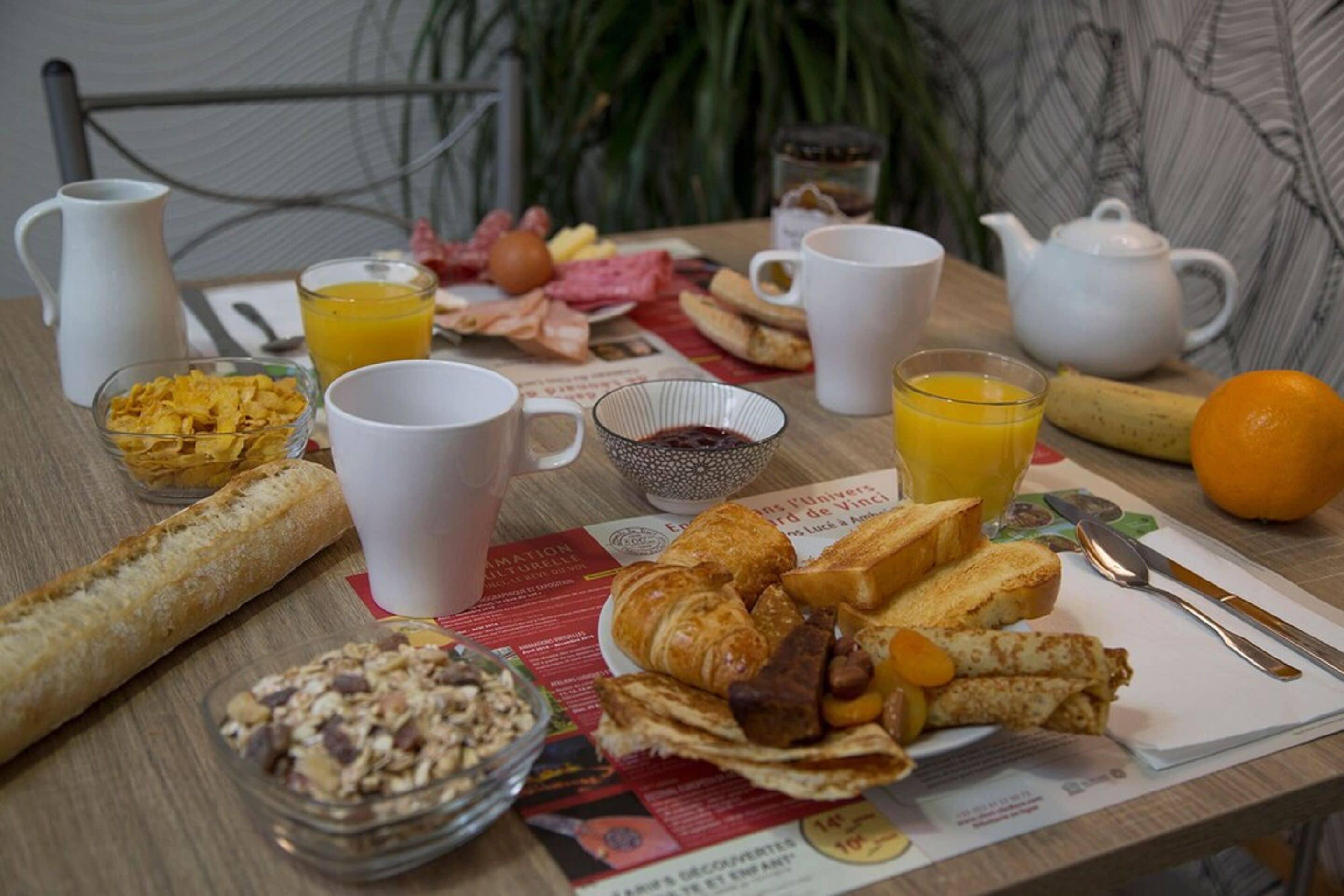 daily buffet breakfast (eur 13.50 per person)