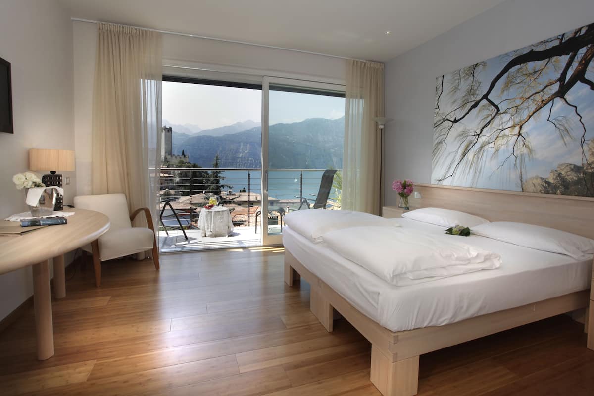 Chambre Double Exclusive, balcon | Draps italiens Frette, matelas Select Comfort