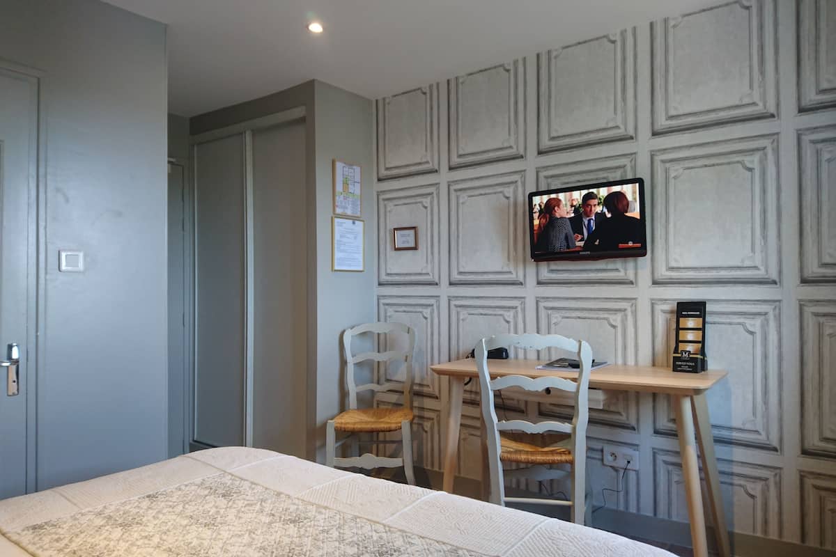 double room (small) | premium bedding, individually decorated, soundproofing