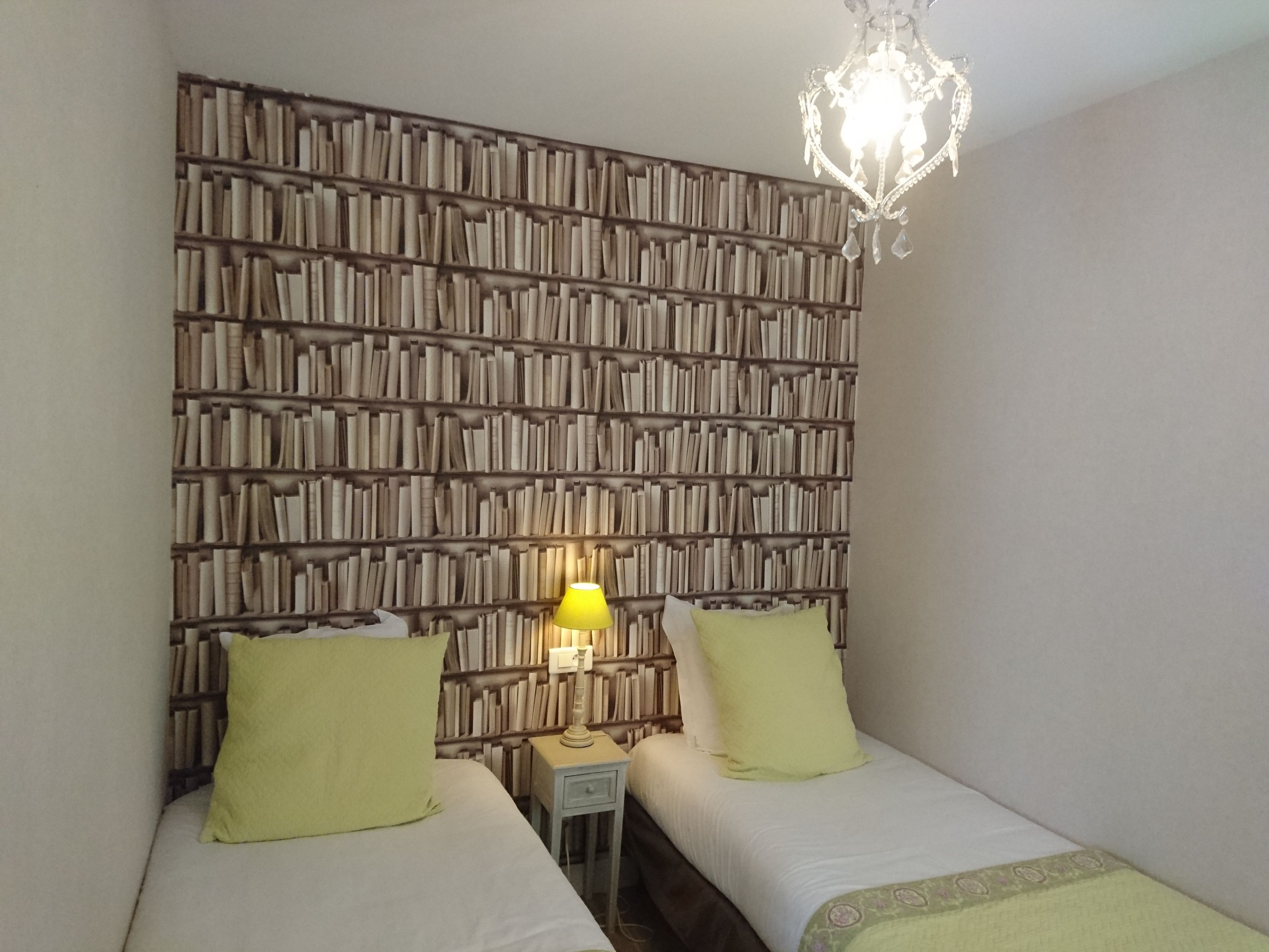 twin room | premium bedding, individually decorated, soundproofing