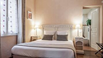 Chambre Double Confort (2 persons) | Coffres-forts dans les chambres, bureau, chambres insonorisées