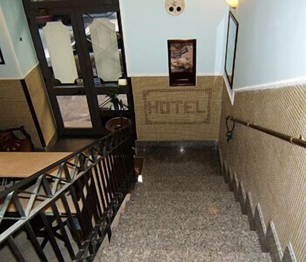 Staircase - Vittorio Veneto (Naples)