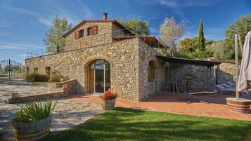 Villa (6 + 2 pax) | Vista giardino