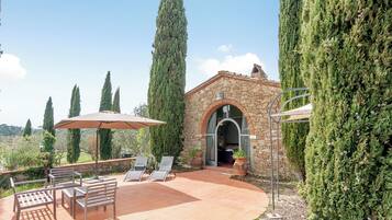 Deluxe-Doppelzimmer, Gartenblick | 1 Schlafzimmer, BĂŒgeleisen/BĂŒgelbrett, kostenloses WLAN, BettwĂ€sche