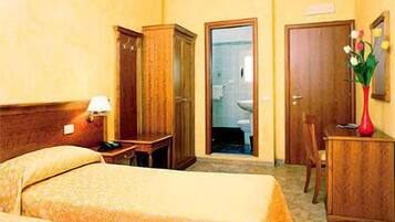 Cribs/infant beds, rollaway beds, free WiFi