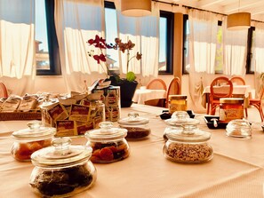 ห้องอาหารเช้า