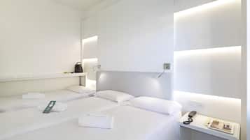 Standard Triple Room, Non Smoking | In-room safe, desk, iron/ironing board, free WiFi