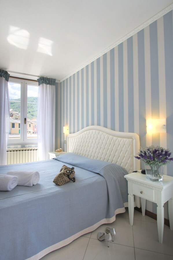 Deluxe Room, 1 Bedroom, Balcony