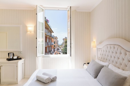 Camera Superior, 1 camera da letto, balcone | Lenzuola Frette, biancheria da letto di alta qualità. Hotel Nazionale
