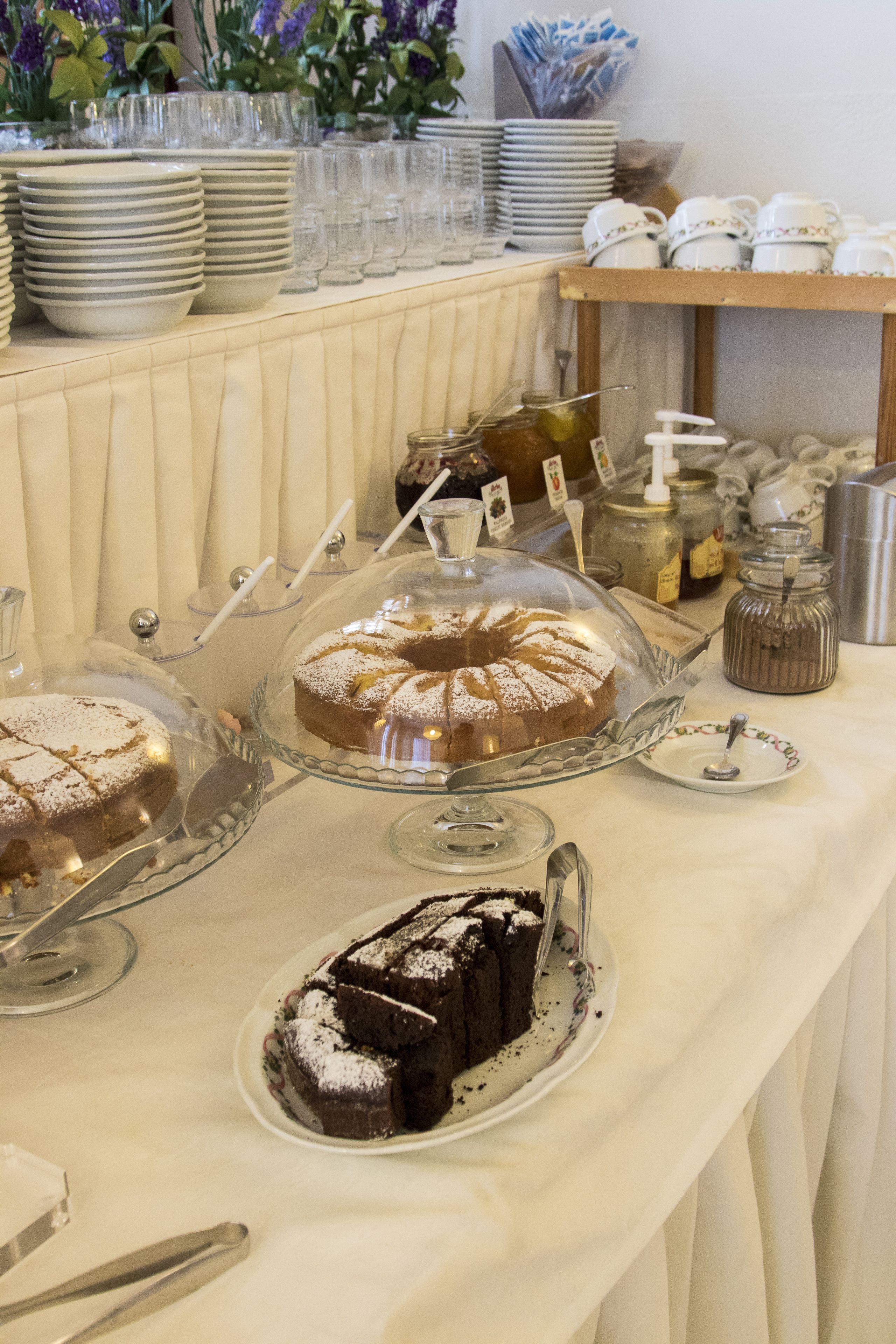 daily buffet breakfast (eur 10 per person)