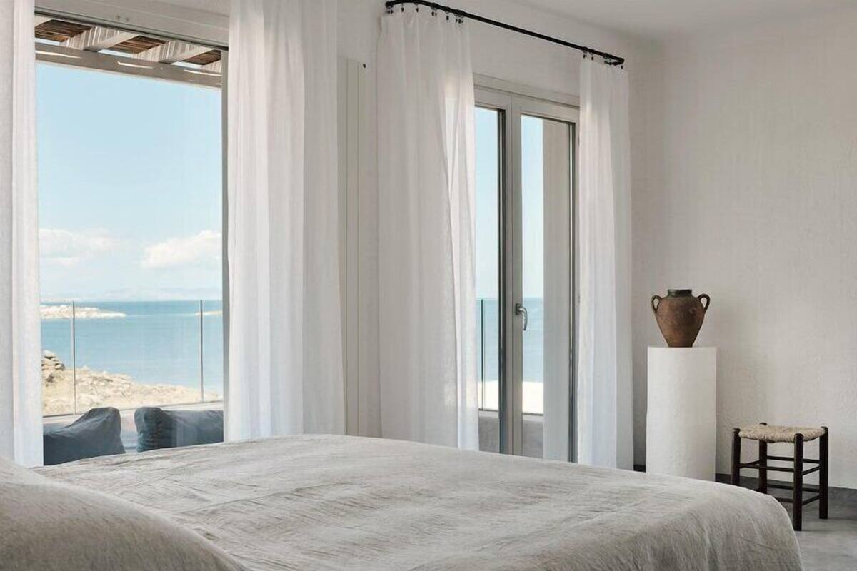Honeymoon Sunset & Sea View Suite with Heated Plunge Pool | Premium bedding, pillow-top beds, minibar, in-room safe