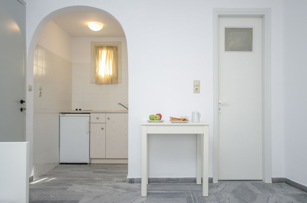 Soula Hotel Naxos by null