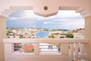 View from room - Scala Hotel Apartments (Malevizi)