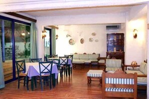 Restaurant - Knossos Hotel (Nafplio)