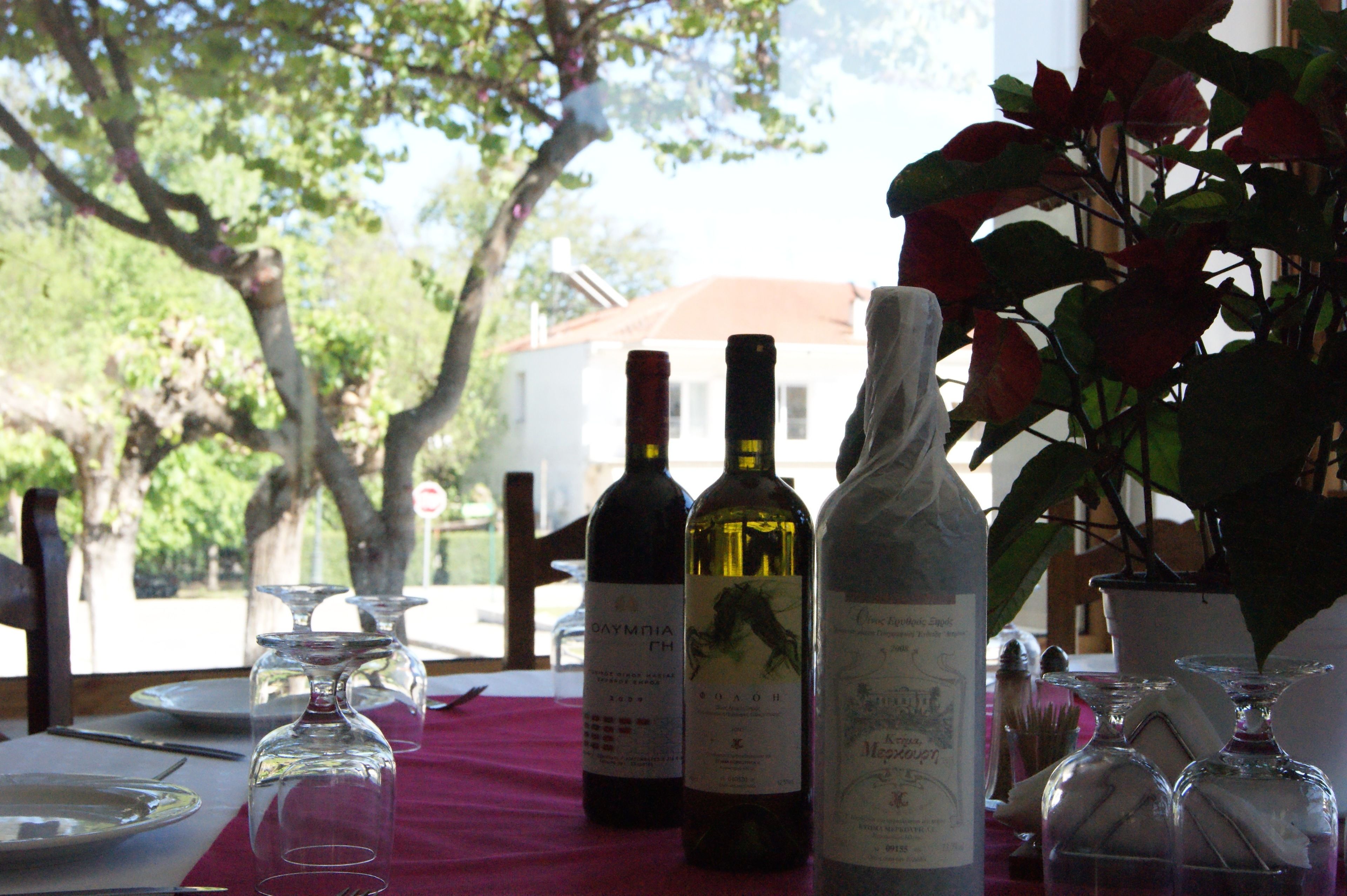 breakfast and dinner served, garden views