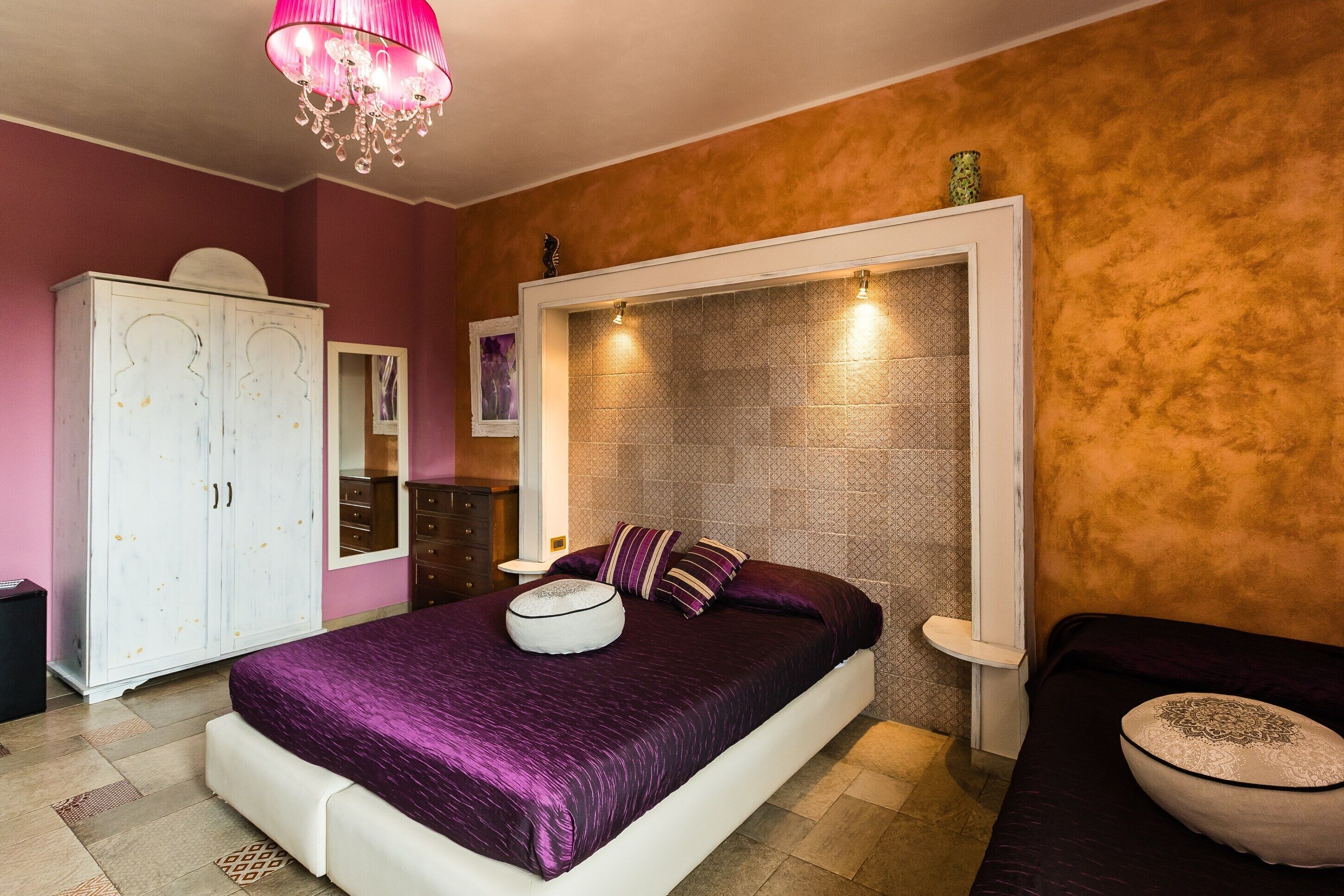 Triple Room | Minibar, in-room safe, desk, WiFi (free)