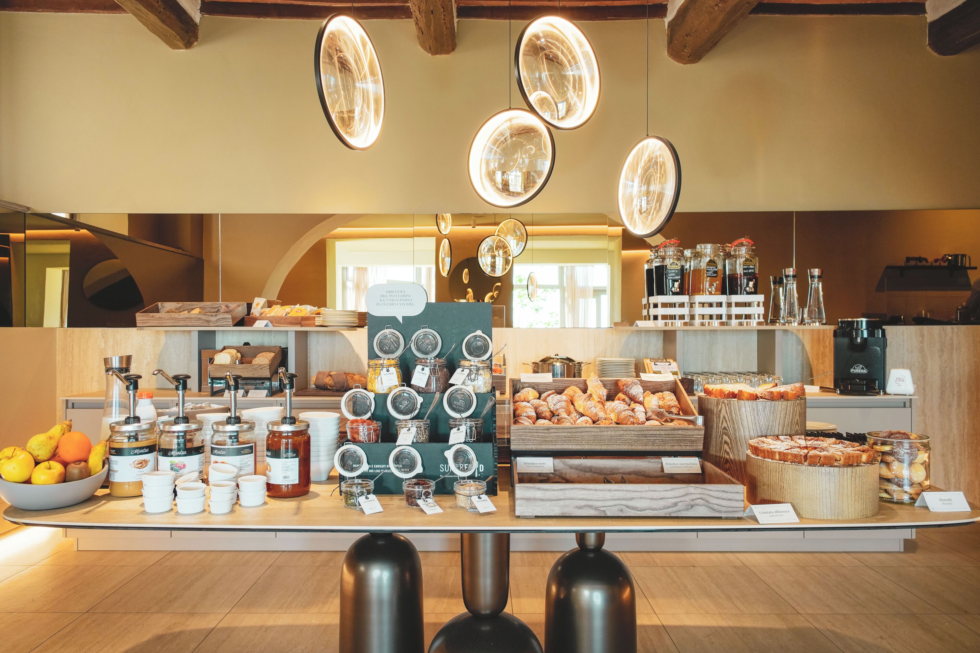 Café da manhã continental grátis todos os dias