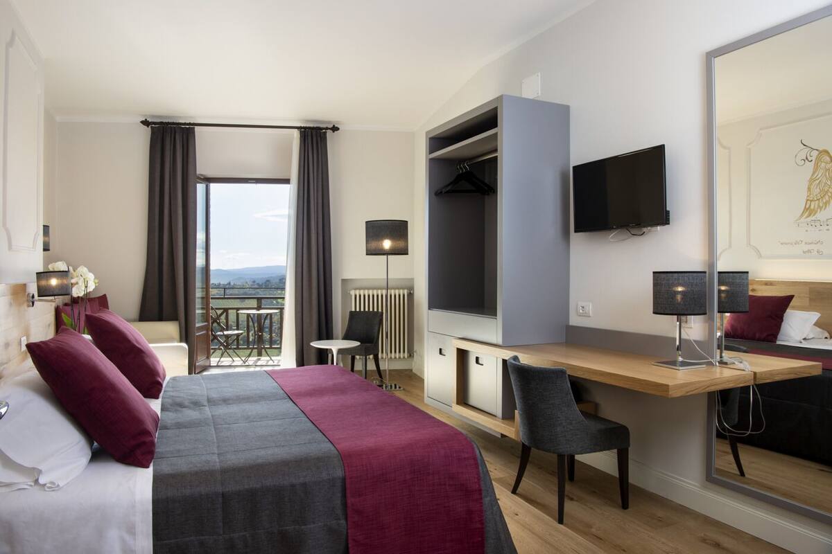 comfort double or twin room | down duvets, in-room safe, desk, laptop workspace