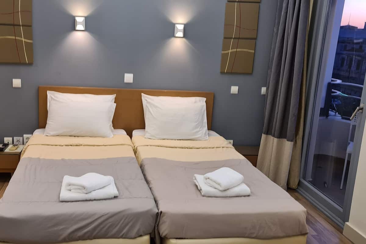 Family Apartment, Annex Building | 1 bedroom, minibar, in-room safe, individually decorated