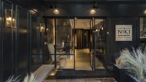 Ảnh chưa phân loại, 2 trong số 72 ảnh, nút