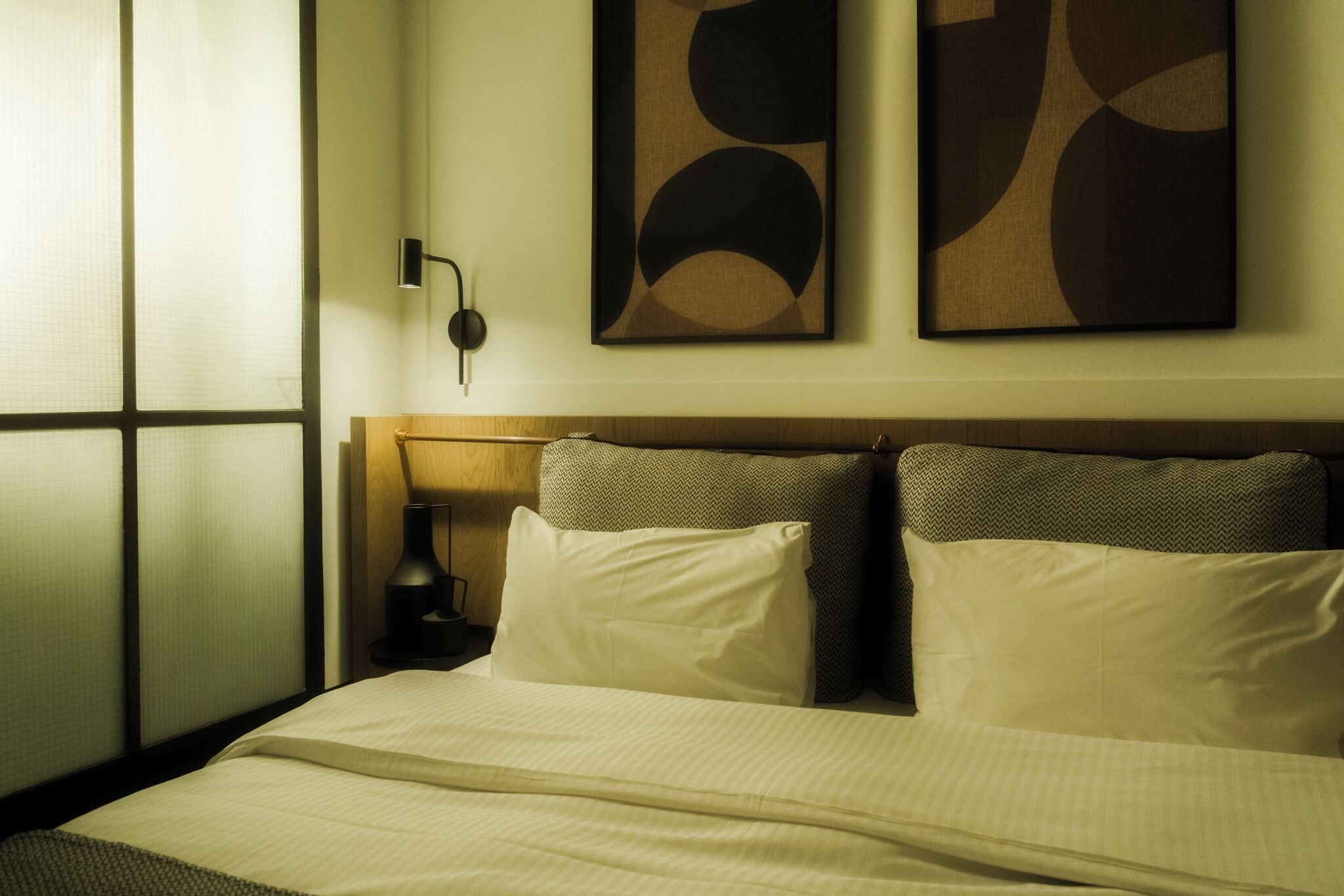 Cosy Double Room (Street View)