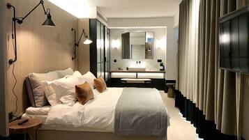 Loft familiar (Acropolis View) | Ropa de cama de alta calidad, camas con pillow-top y minibar