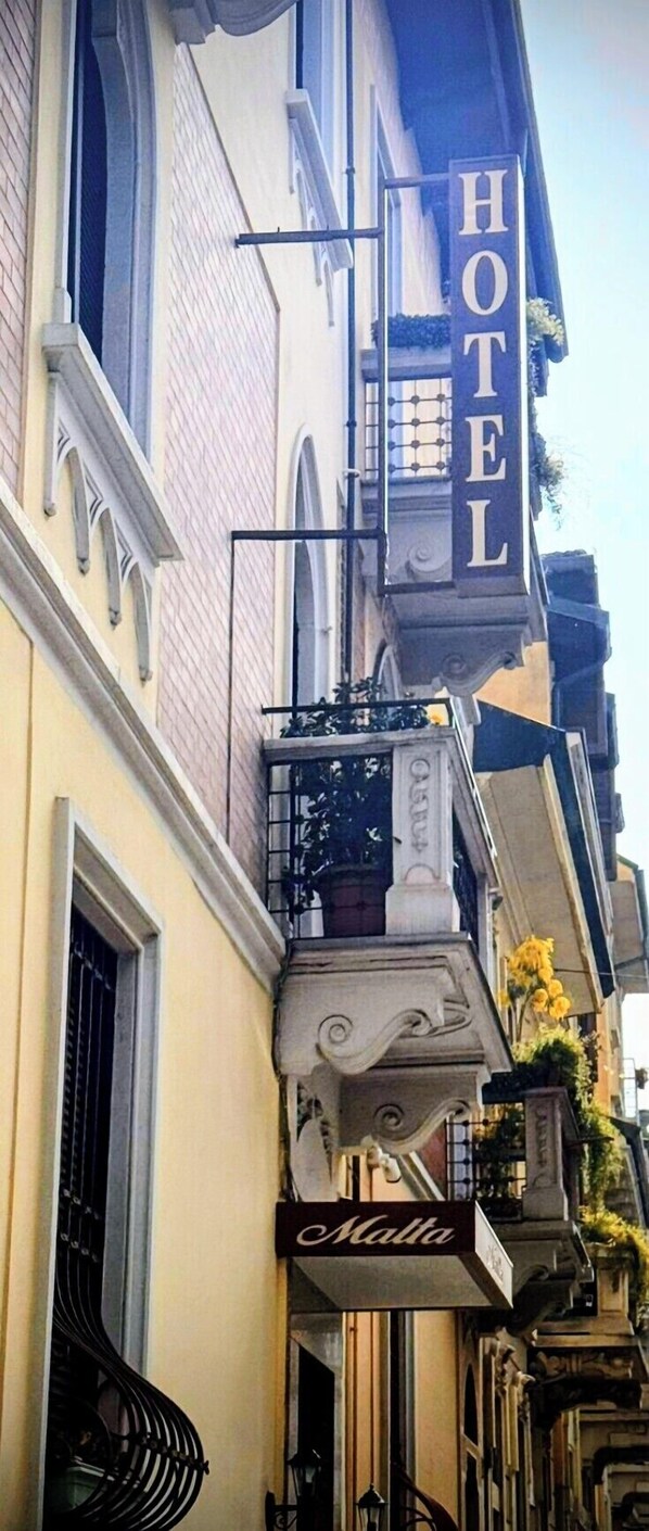 Extérieur