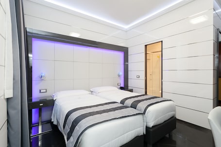 1 habitación, ropa de cama de alta calidad y escritorio