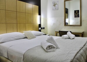 Classic Double or Twin Room | Premium bedding, desk, blackout drapes, soundproofing - Hotel Fiorella Milano (Milan)