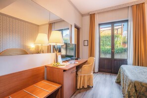 單人房 | 書桌、手提電腦工作空間、遮光窗簾/窗簾、隔音