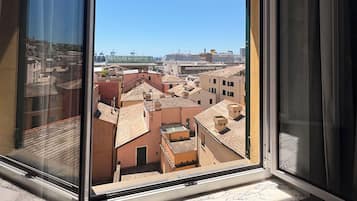 Vue sur la ville depuis l’hébergement
