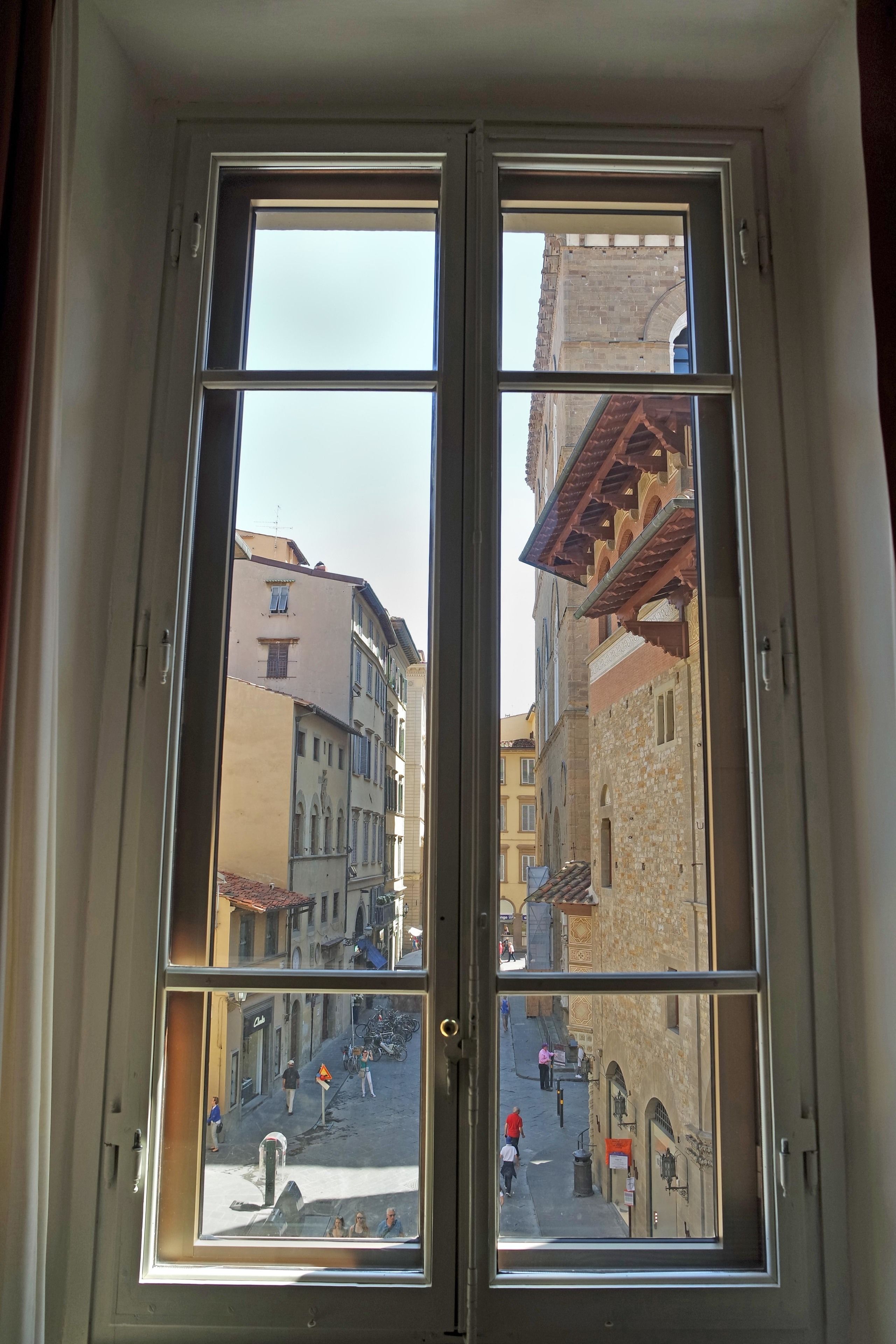 Daily buffet breakfast (EUR 15 per person)