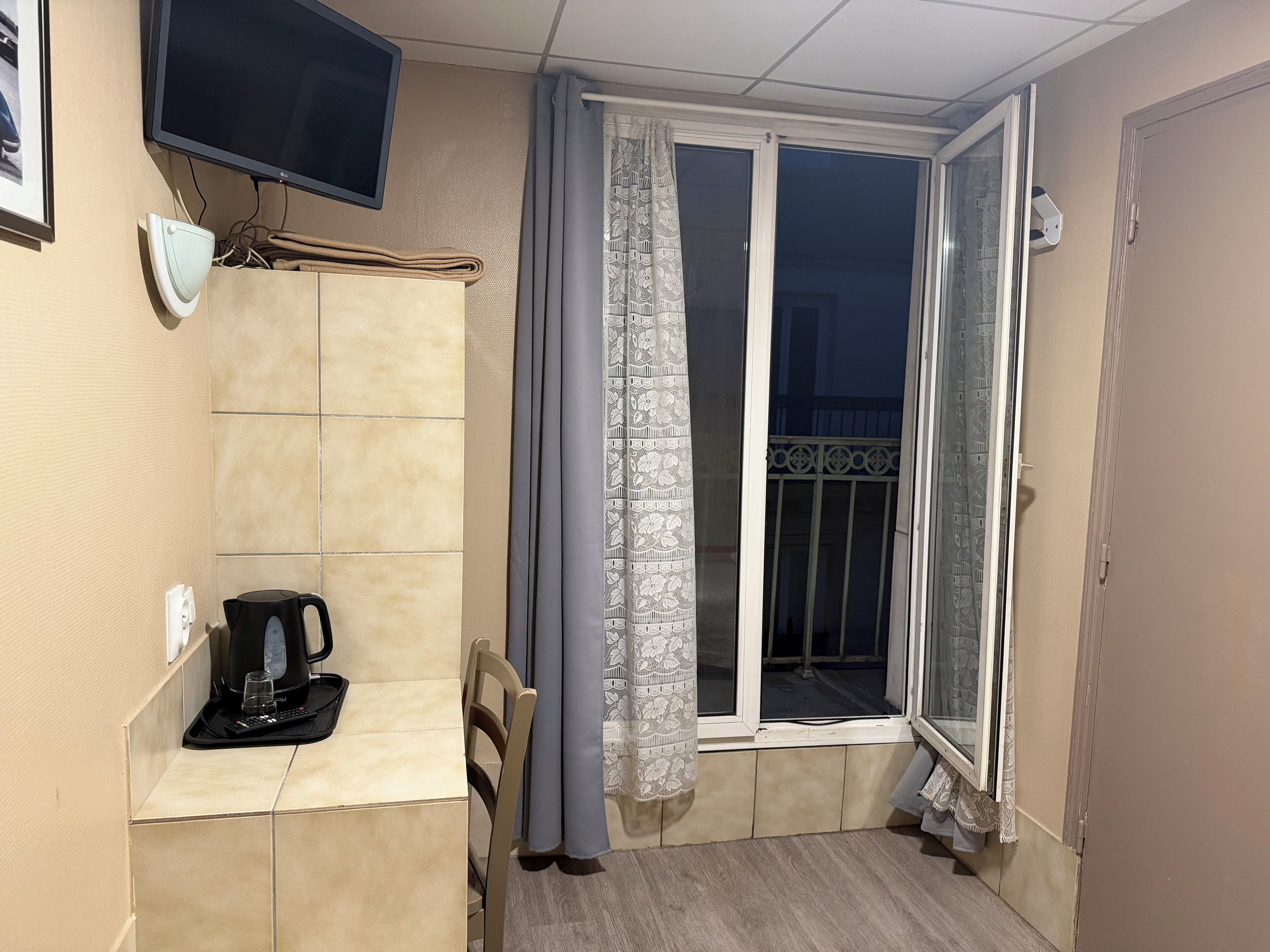 Photo - Hôtel Jarry Confort