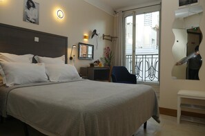 In-room safe, desk, laptop workspace, free WiFi - Novex (Paris)