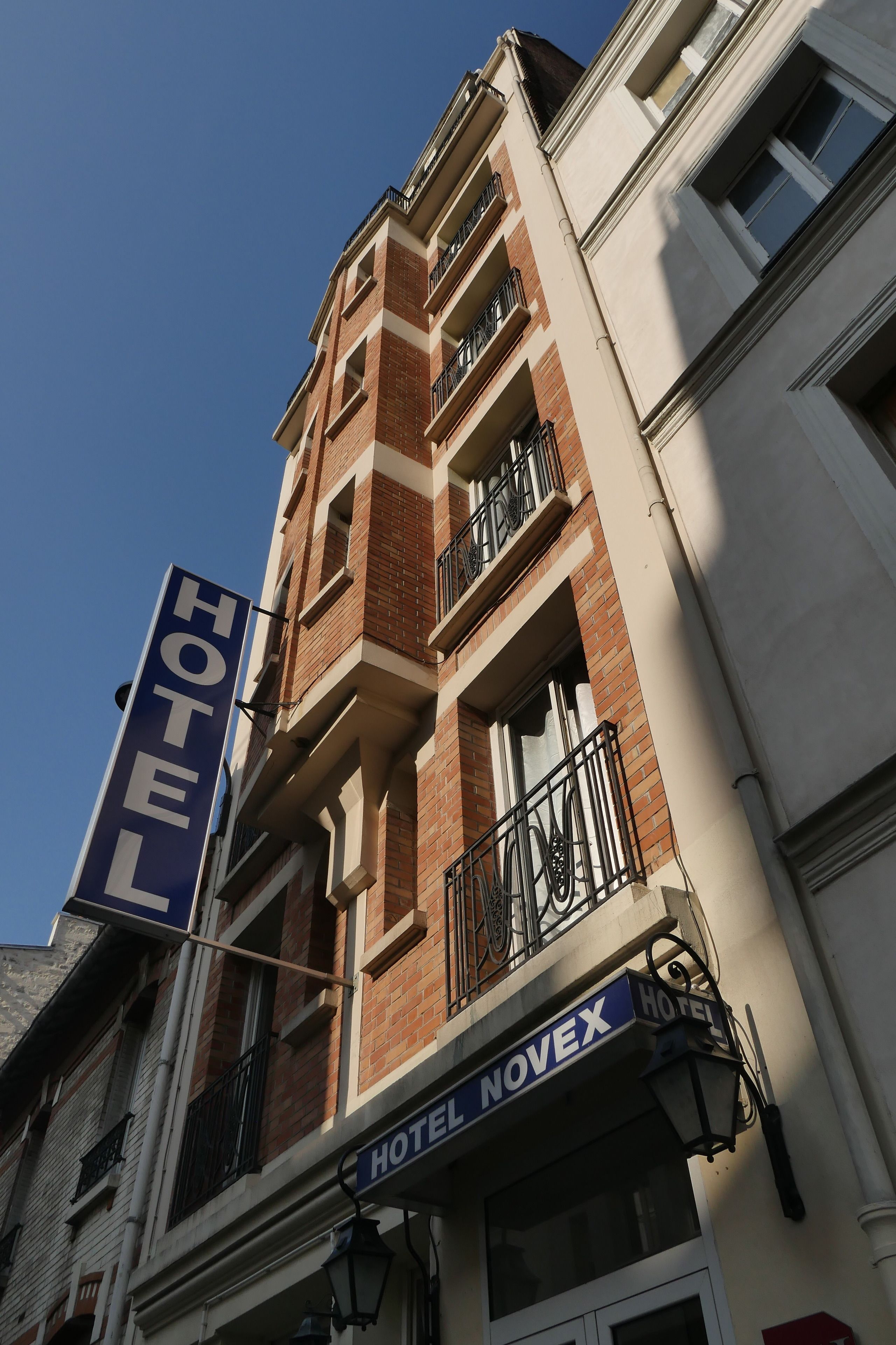 Extérieur