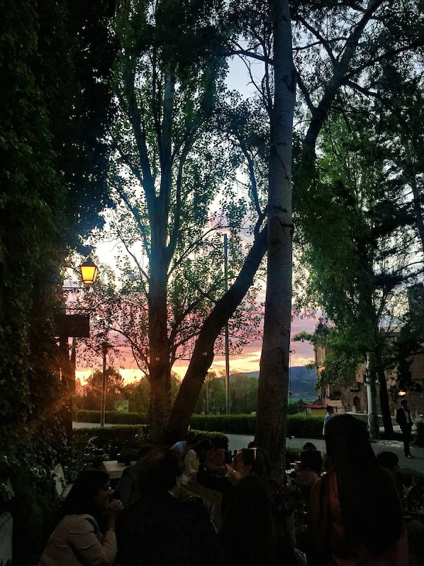 Façade de l’hébergement - soirée/nuit