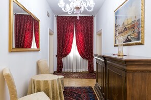 Interior - Villa Casanova (Venice)