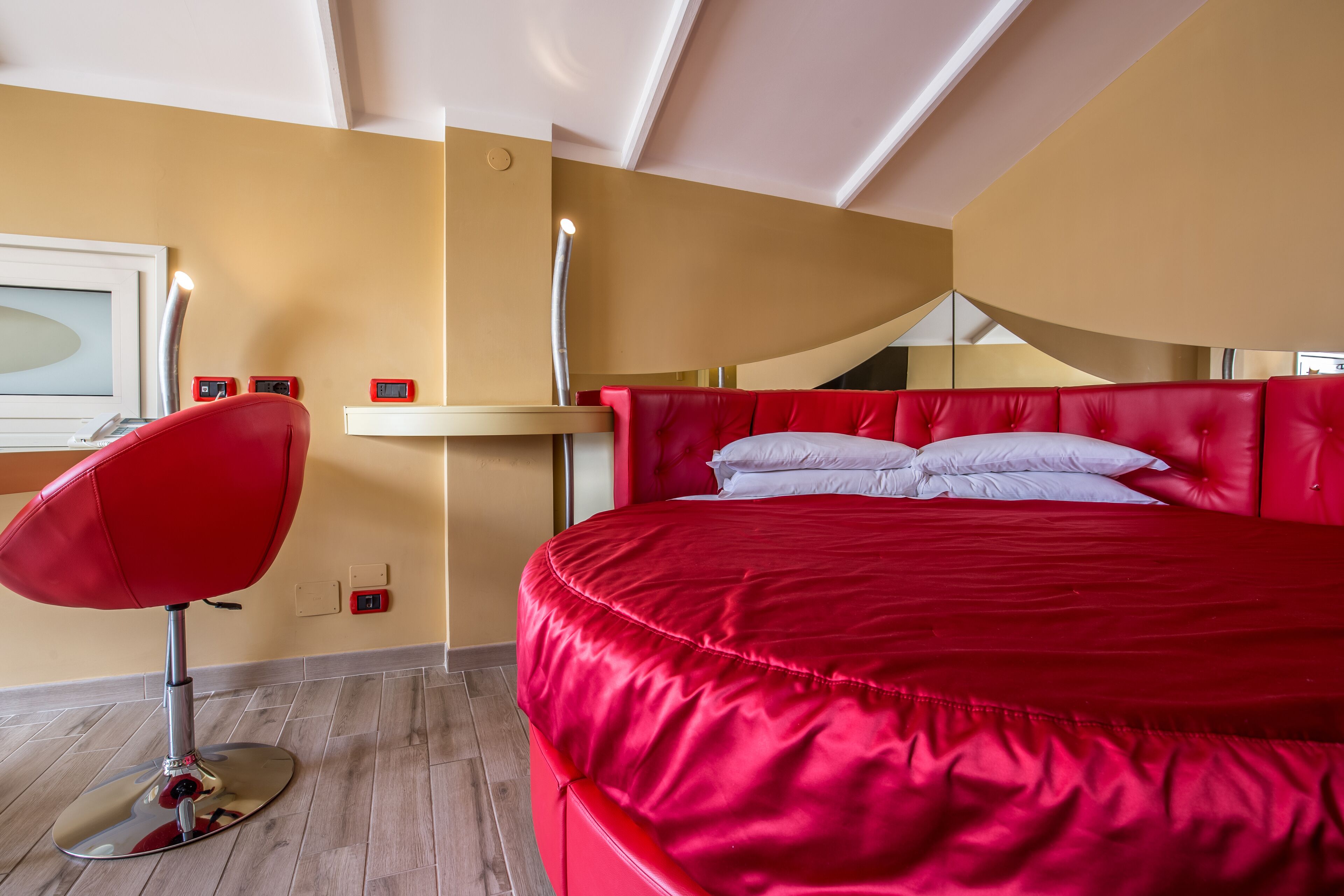 Studio im Dachgeschoss mit Terrasse