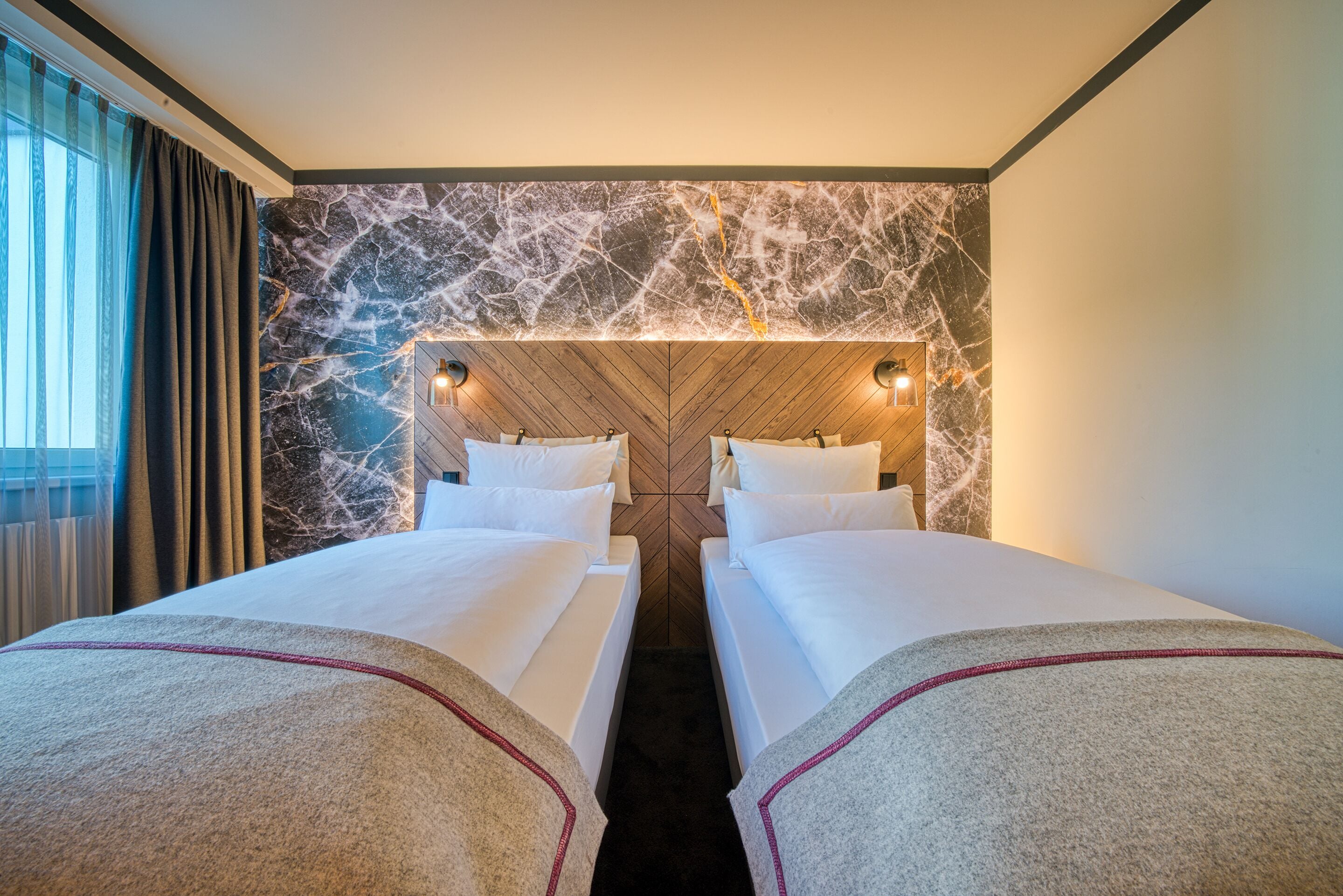 executive double room, 1 king bed | hypo-allergenic bedding, in-room safe, desk, soundproofing