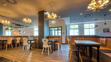 Colazione a buffet a pagamento, servita tutte le mattine