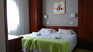 Minibar, blackout curtains, free WiFi