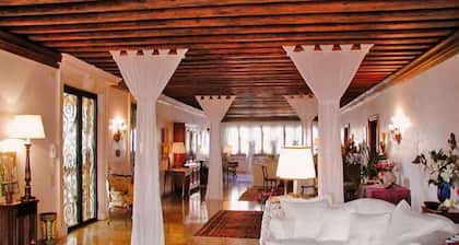 At Home A Palazzo
