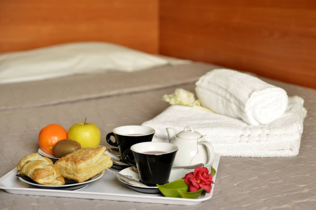 Room service – dining
