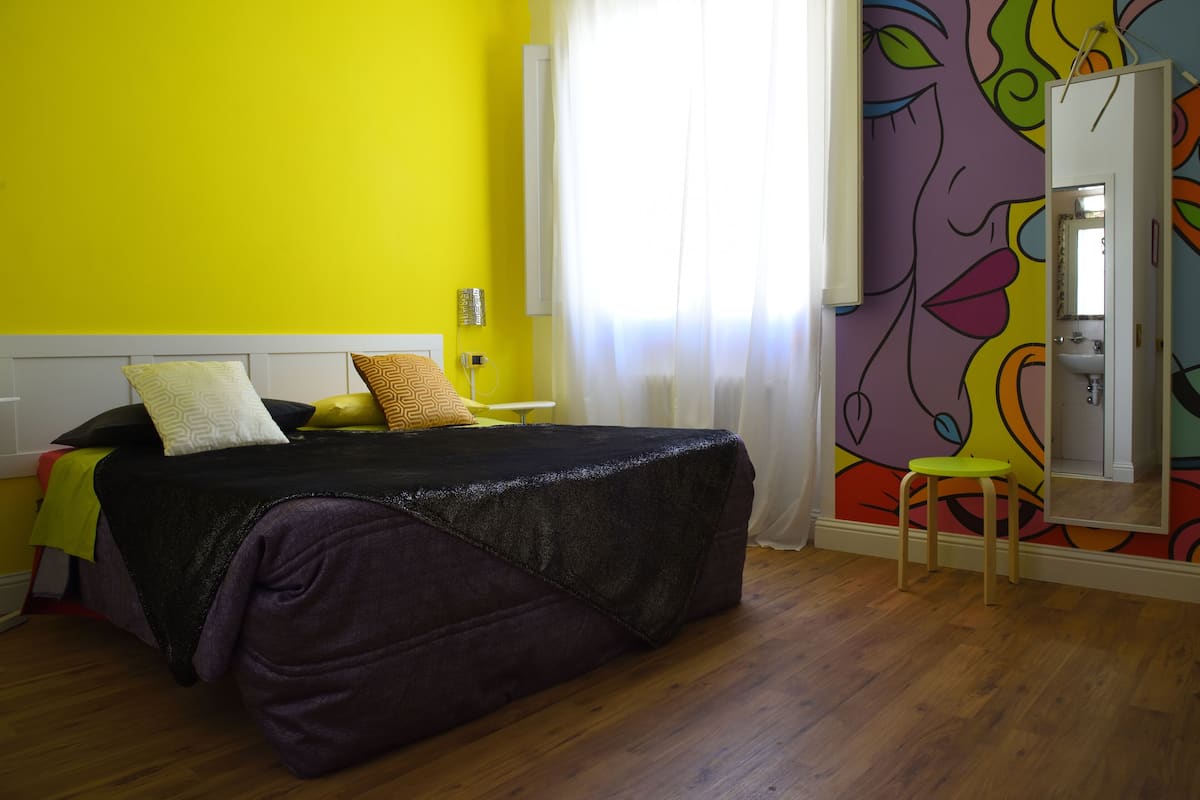 Standard Room | 1 bilik tidur, peti besi dalam bilik, dihias secara berasingan