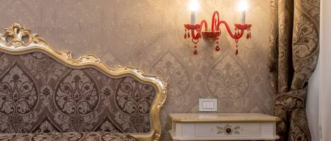 Safe på rommet, lydisolert, wi-fi (inkludert) og sengetøy