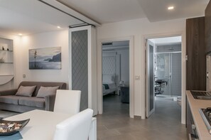 Superior Apartment | Premium bedding, down comforters, in-room safe, desk -  Tasso Suites & Spa (Sorrento)