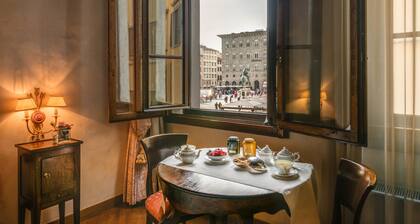 In Piazza della Signoria - Residenza d'Epoca