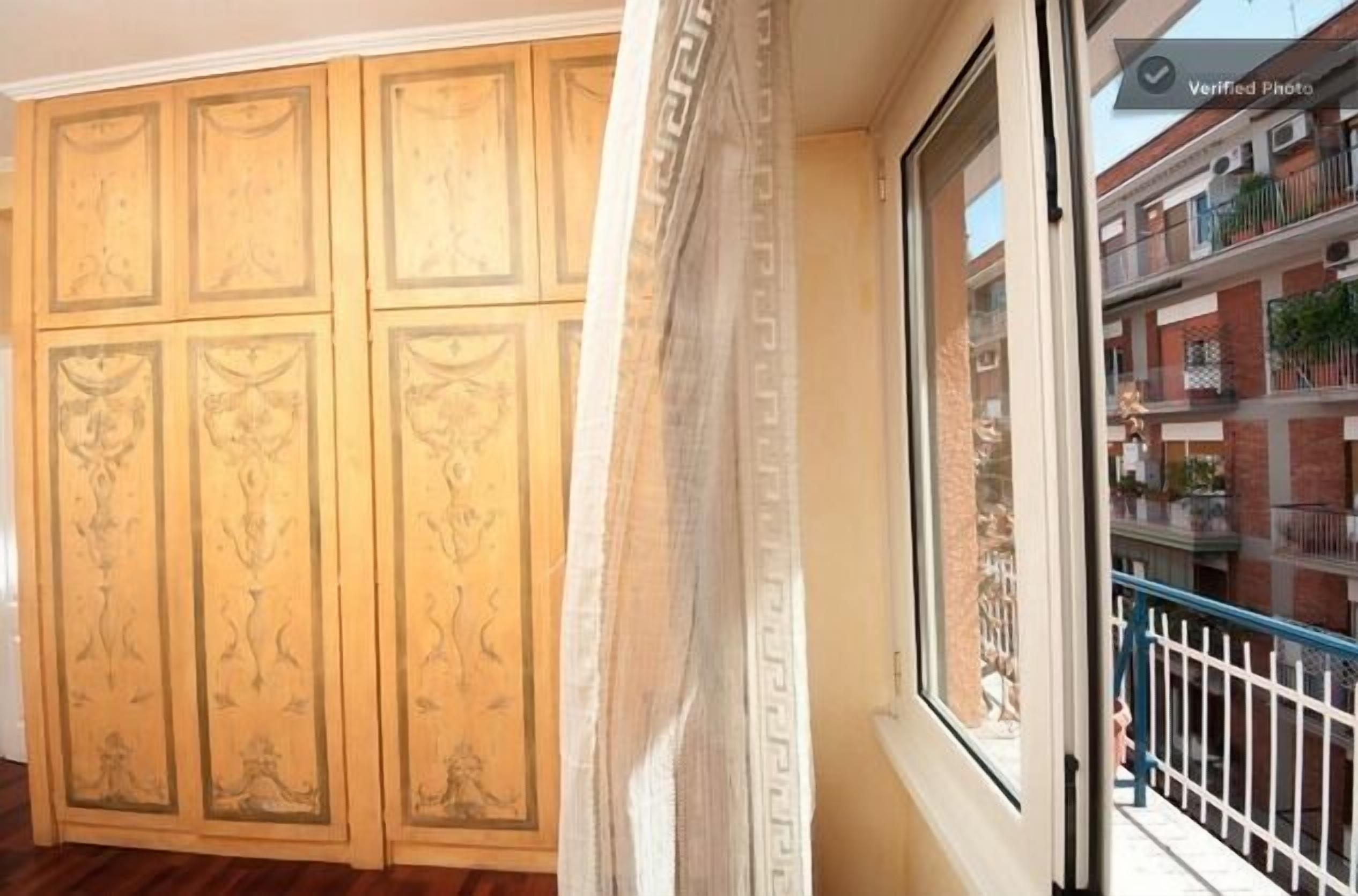 Triple Room, Private Bathroom | 3 bedrooms, individually decorated, individually furnished, desk