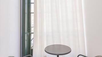 Superior kamer, 1 twee- of 2 eenpersoonsbedden, privébadkamer (balcón) | Terras